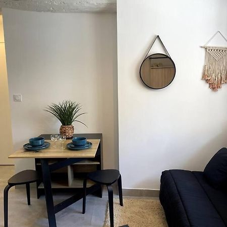 Ferienwohnung Petit Cocon Douillet Climatise Pour 2 Pers La Crau Exterior foto