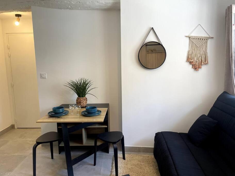 Ferienwohnung Petit Cocon Douillet Climatise Pour 2 Pers La Crau Exterior foto
